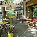 Apartment Cozy 1-bedroom 5 Min From The Warna